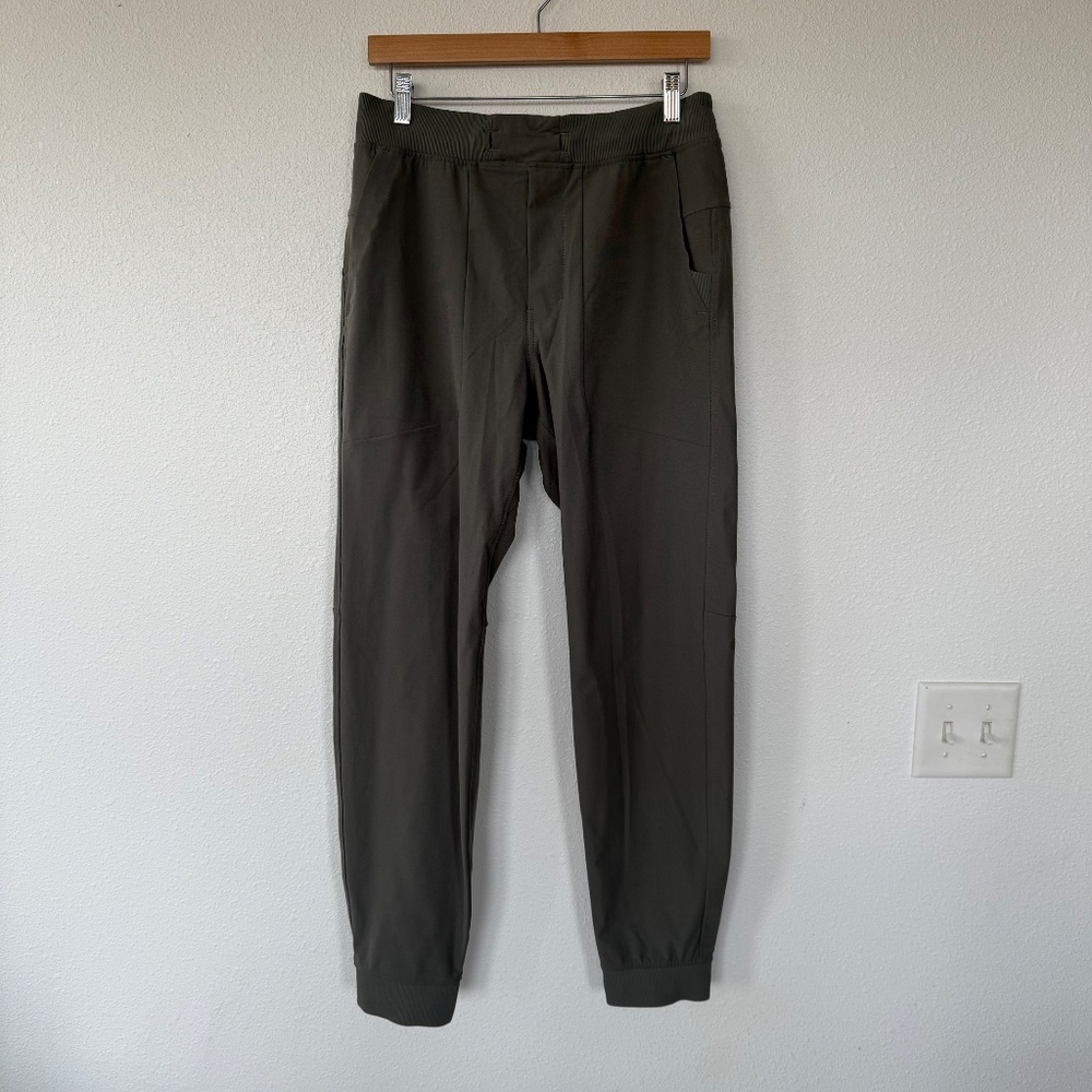 lululemon Mens ABC Joggers Pants in Grey Sage Green Size Small NWOT